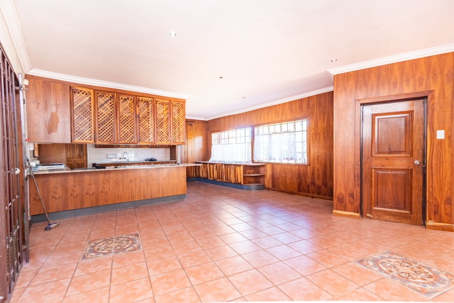 4 Bedroom Property for Sale in Monument Gauteng
