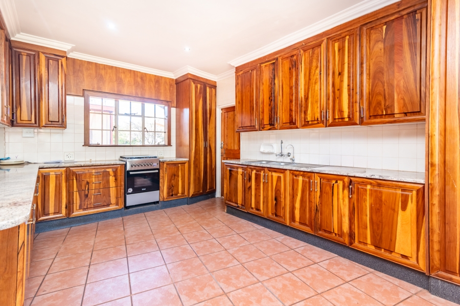 4 Bedroom Property for Sale in Monument Gauteng