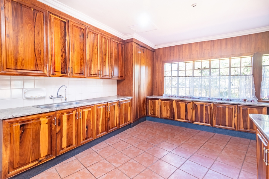 4 Bedroom Property for Sale in Monument Gauteng