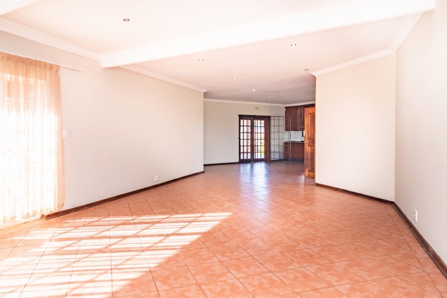 4 Bedroom Property for Sale in Monument Gauteng