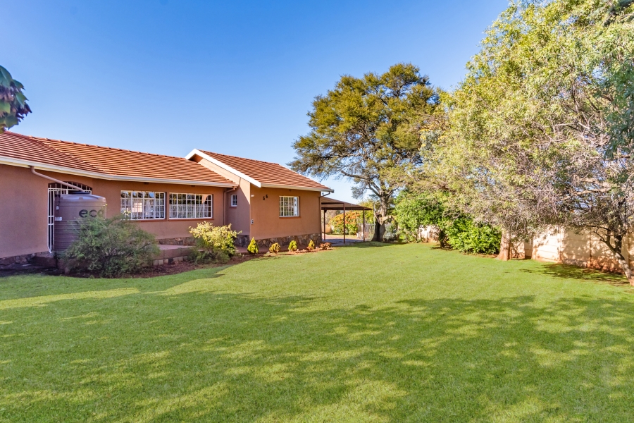 4 Bedroom Property for Sale in Monument Gauteng