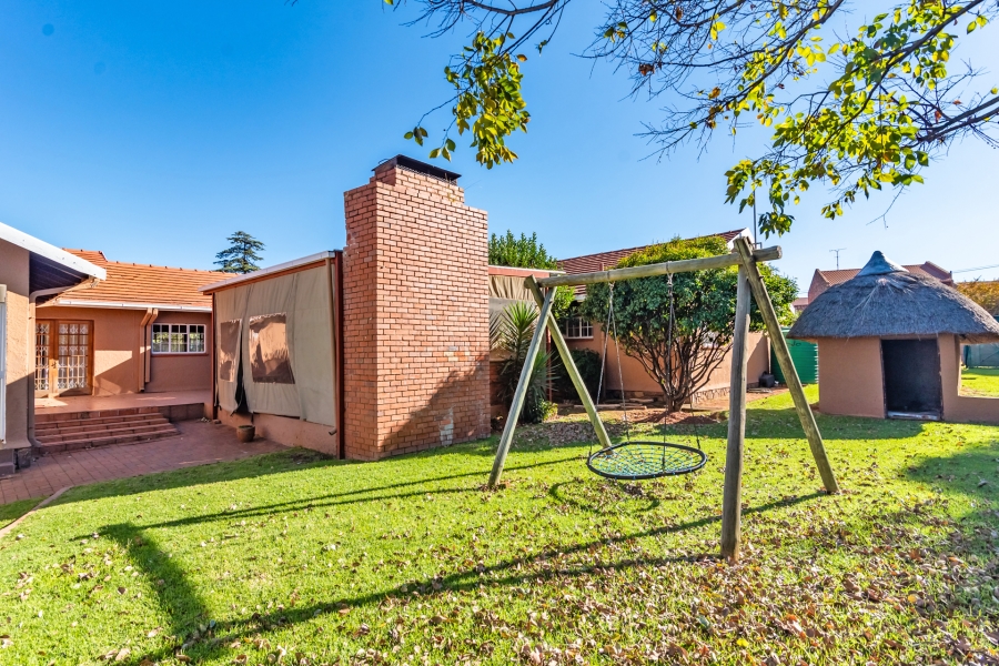 4 Bedroom Property for Sale in Monument Gauteng