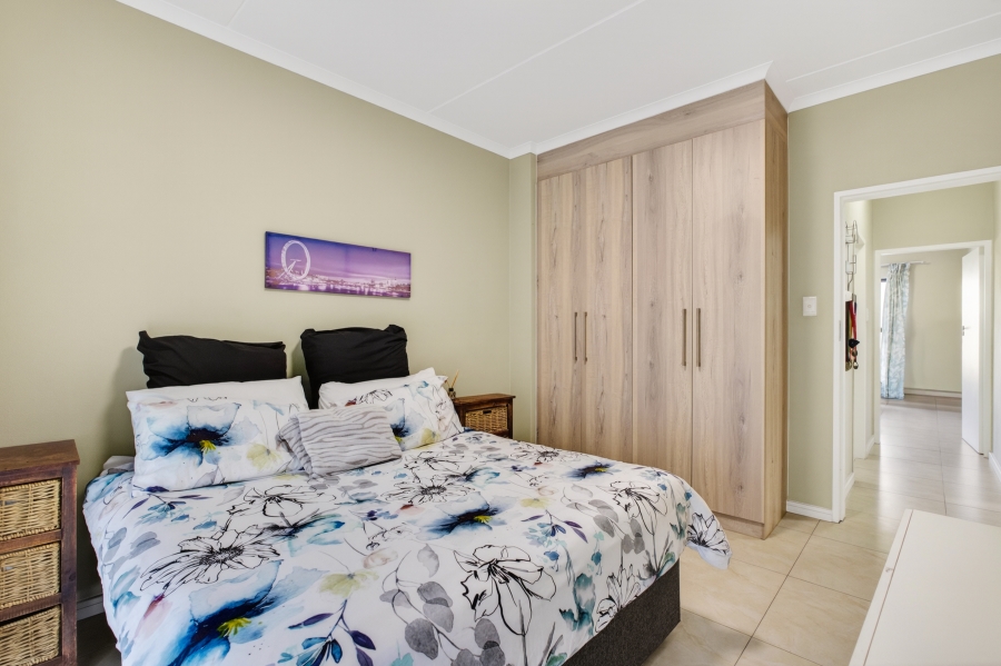 3 Bedroom Property for Sale in Noordhang Gauteng
