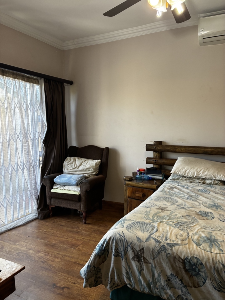 5 Bedroom Property for Sale in Elspark Gauteng