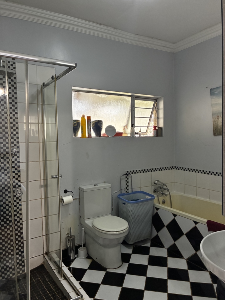 5 Bedroom Property for Sale in Elspark Gauteng