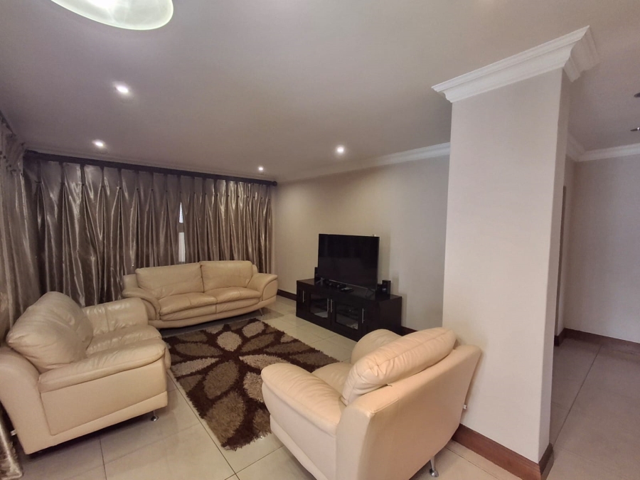 4 Bedroom Property for Sale in Theresa Park Gauteng