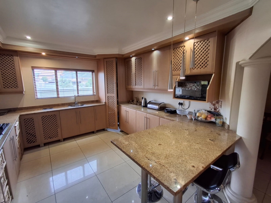 4 Bedroom Property for Sale in Theresa Park Gauteng