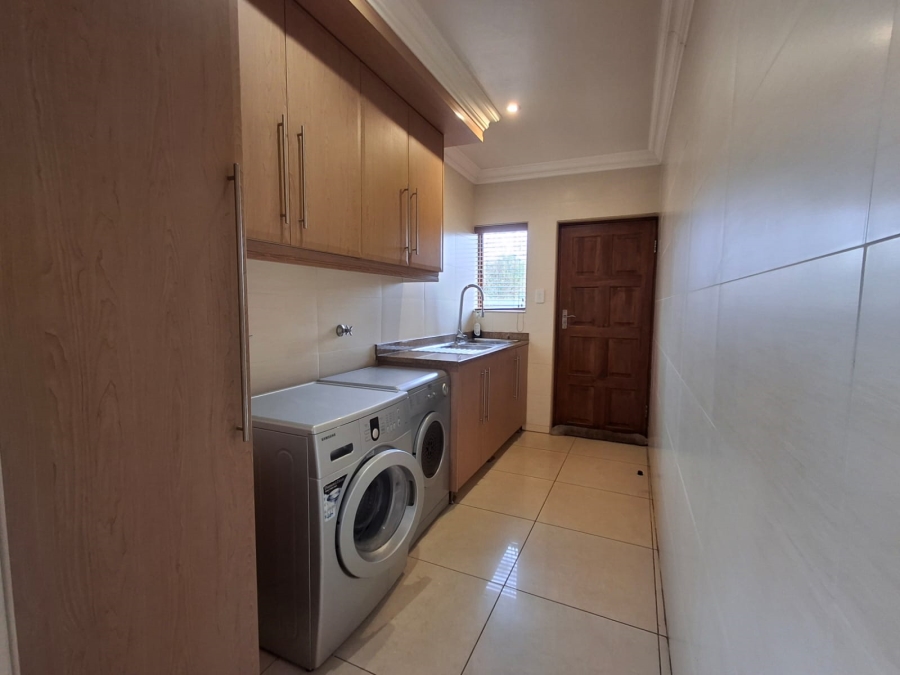 4 Bedroom Property for Sale in Theresa Park Gauteng