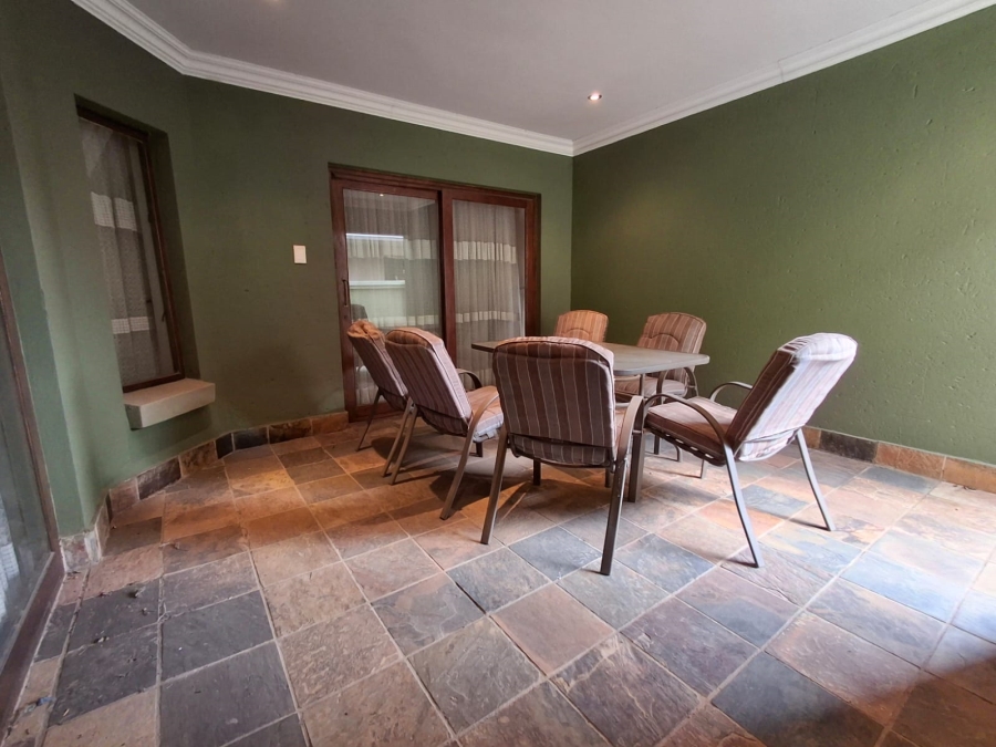 4 Bedroom Property for Sale in Theresa Park Gauteng