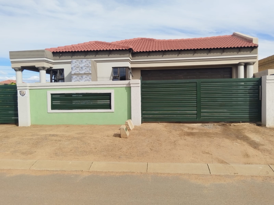 3 Bedroom Property for Sale in Golden Gardens Gauteng