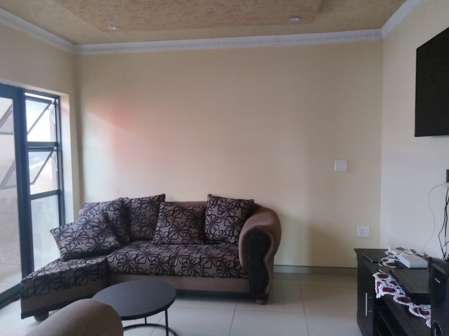 3 Bedroom Property for Sale in Golden Gardens Gauteng