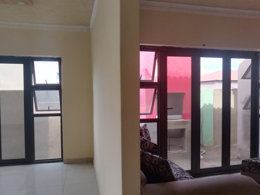 3 Bedroom Property for Sale in Golden Gardens Gauteng