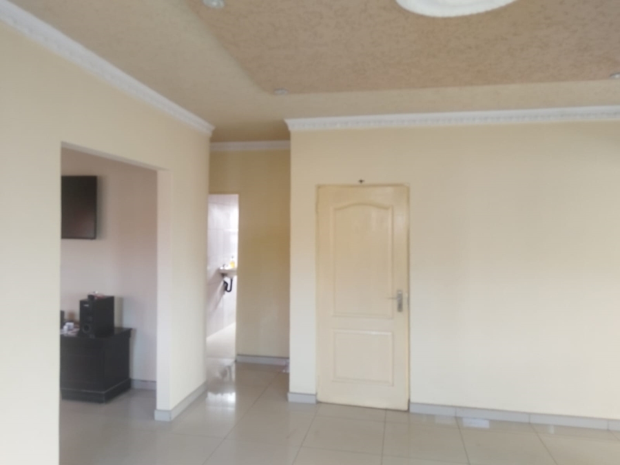 3 Bedroom Property for Sale in Golden Gardens Gauteng