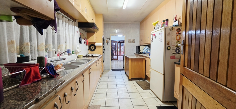 4 Bedroom Property for Sale in Wierda Park Gauteng