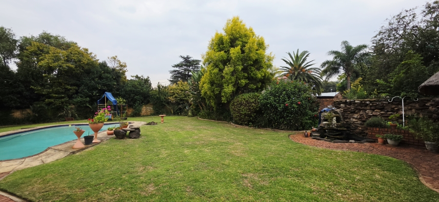 4 Bedroom Property for Sale in Wierda Park Gauteng