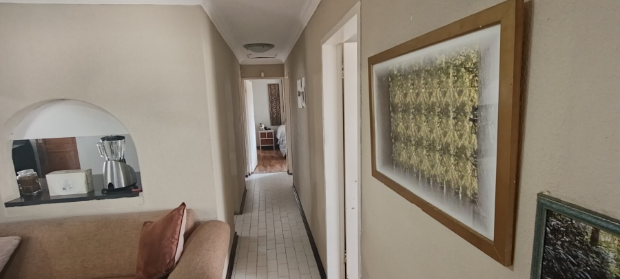 To Let 4 Bedroom Property for Rent in Elandspark Gauteng