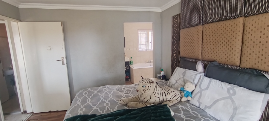 To Let 4 Bedroom Property for Rent in Elandspark Gauteng