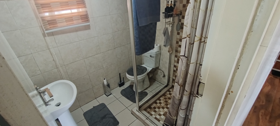 To Let 4 Bedroom Property for Rent in Elandspark Gauteng