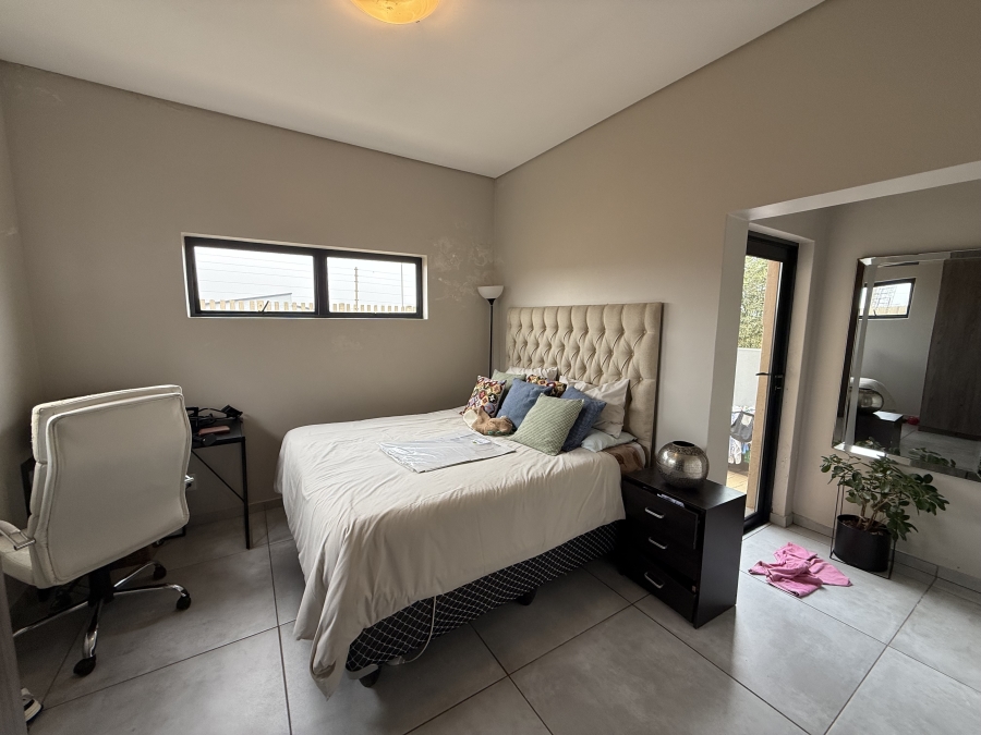 4 Bedroom Property for Sale in Midstream Ridge Gauteng