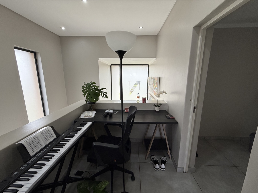 4 Bedroom Property for Sale in Midstream Ridge Gauteng
