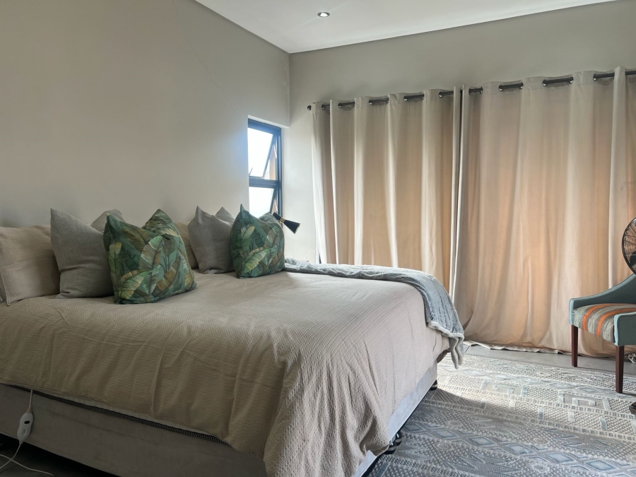 4 Bedroom Property for Sale in Midstream Ridge Gauteng