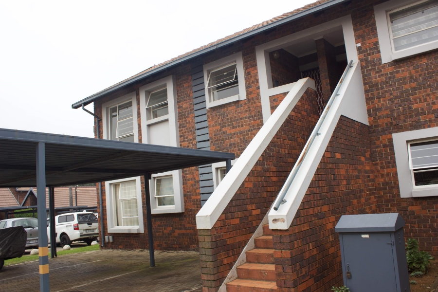 2 Bedroom Property for Sale in Glen Marais Gauteng