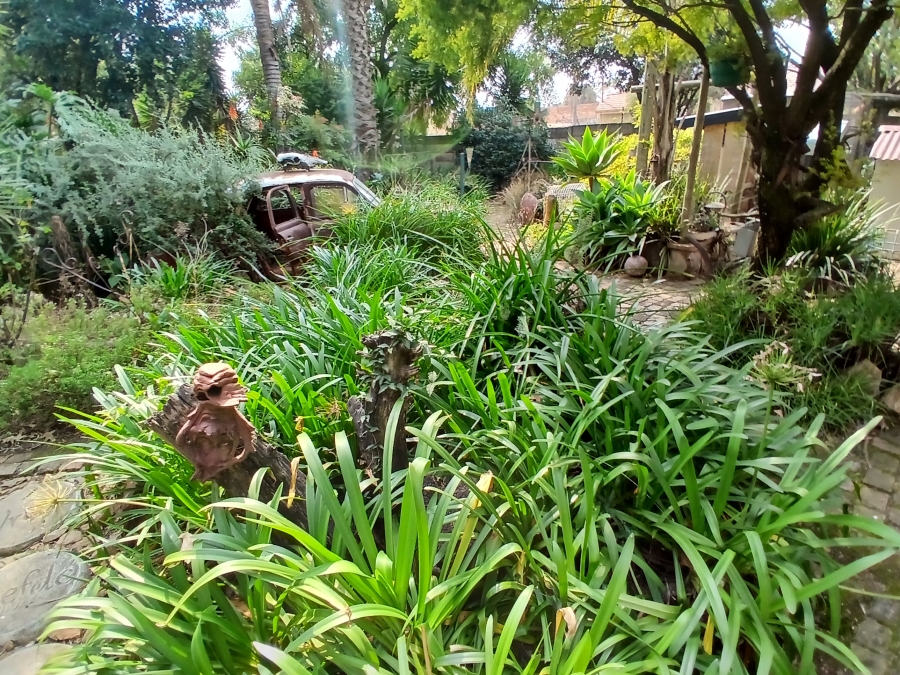 5 Bedroom Property for Sale in Selcourt Gauteng