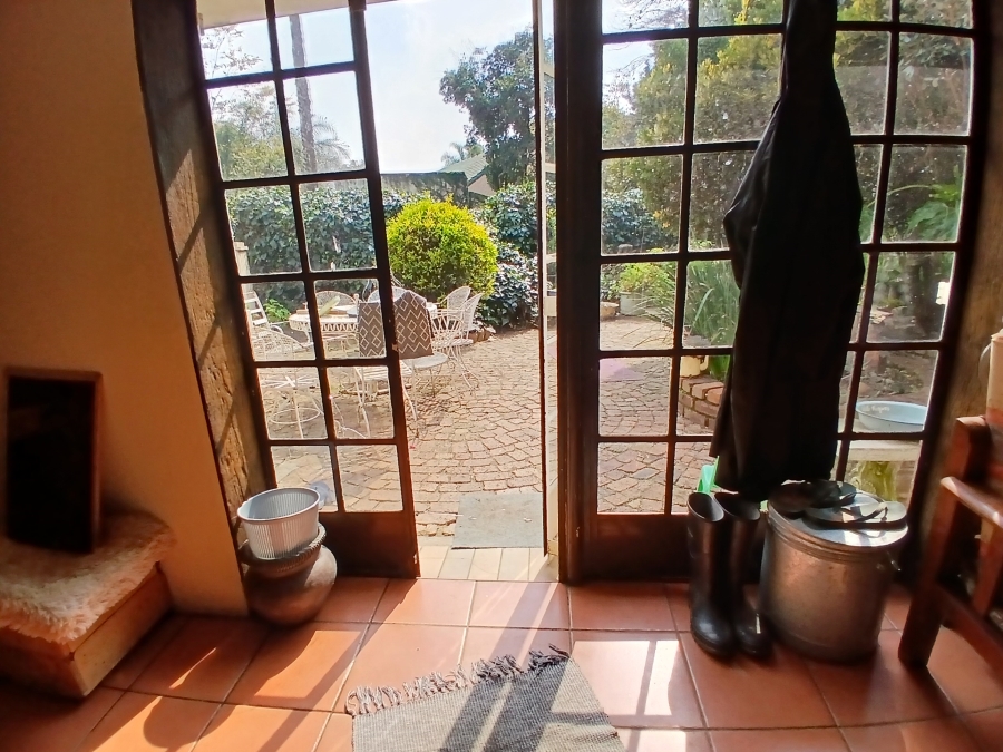 5 Bedroom Property for Sale in Selcourt Gauteng