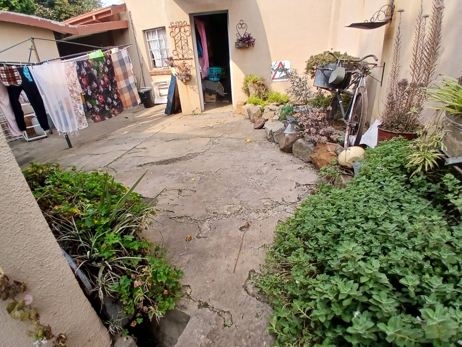 5 Bedroom Property for Sale in Selcourt Gauteng