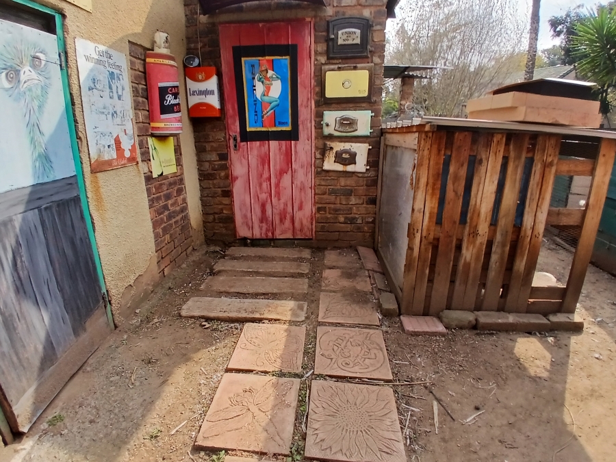5 Bedroom Property for Sale in Selcourt Gauteng