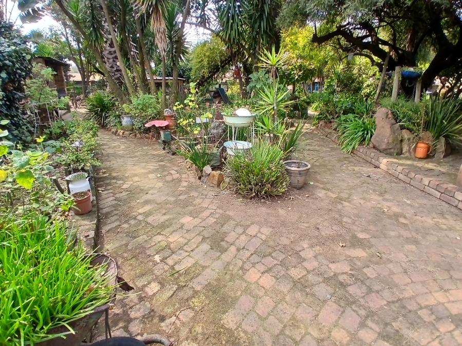 5 Bedroom Property for Sale in Selcourt Gauteng