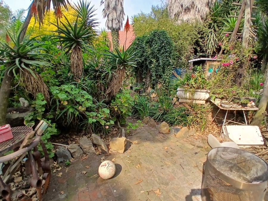 5 Bedroom Property for Sale in Selcourt Gauteng