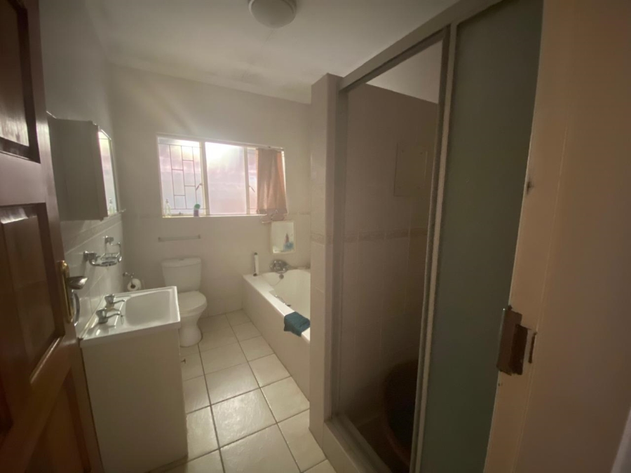4 Bedroom Property for Sale in Vanderbijlpark SE 2 Gauteng