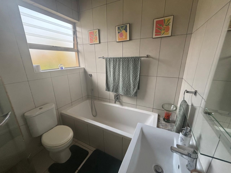 4 Bedroom Property for Sale in Brackendowns Gauteng