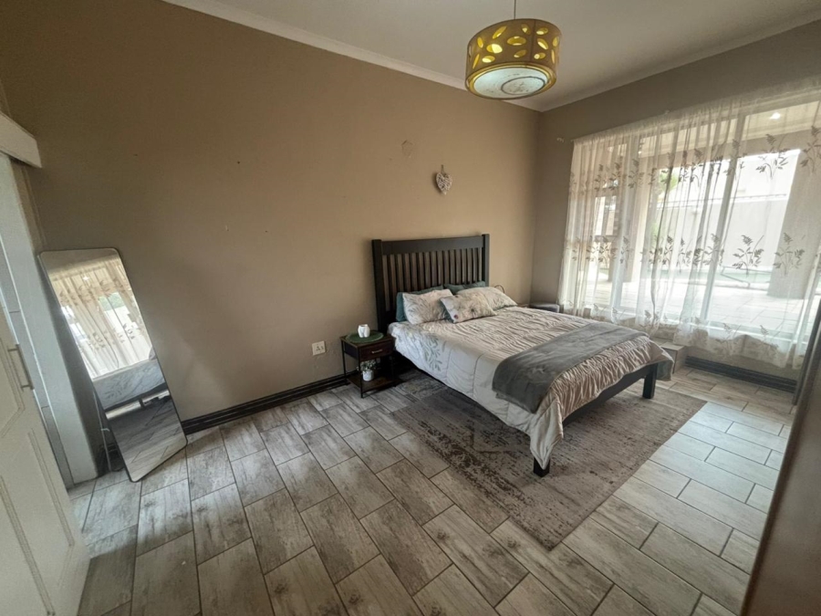 4 Bedroom Property for Sale in Brackendowns Gauteng