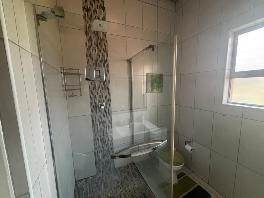 4 Bedroom Property for Sale in Brackendowns Gauteng