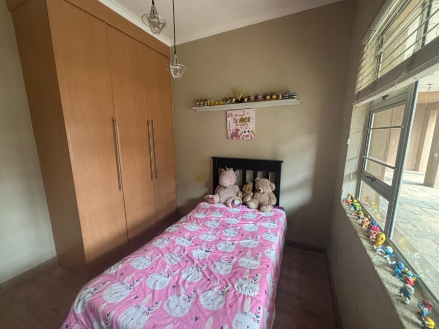 4 Bedroom Property for Sale in Brackendowns Gauteng