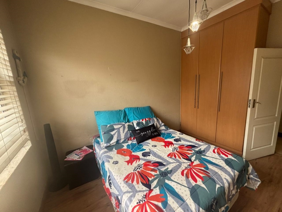 4 Bedroom Property for Sale in Brackendowns Gauteng