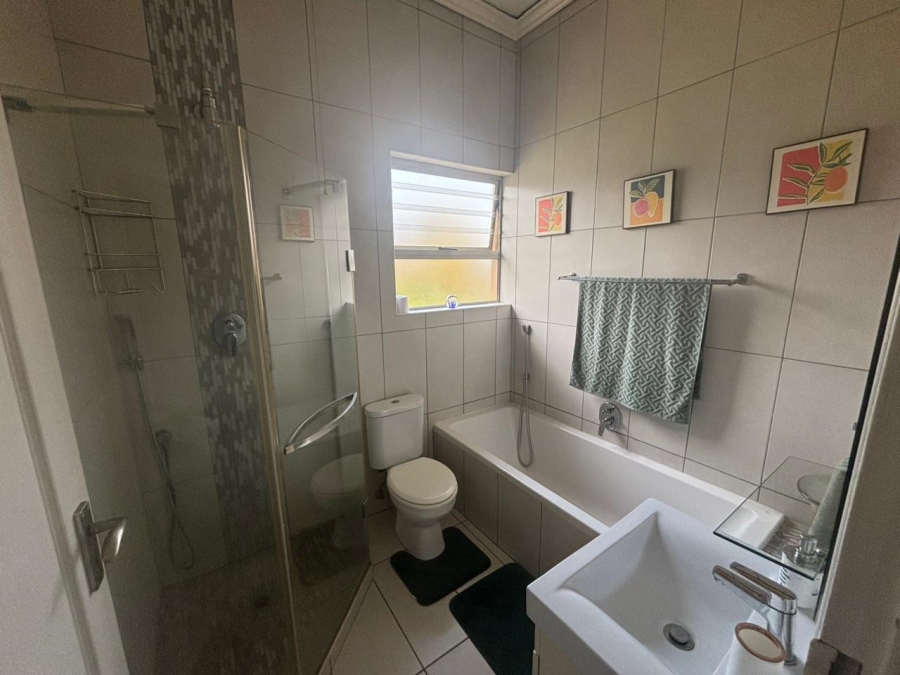 4 Bedroom Property for Sale in Brackendowns Gauteng