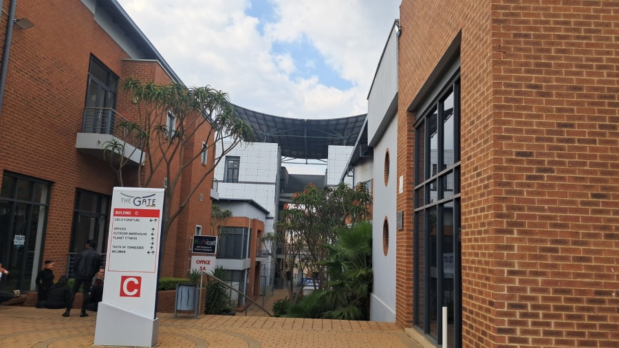 To Let Commercial Property for Rent in Zwartkop Gauteng
