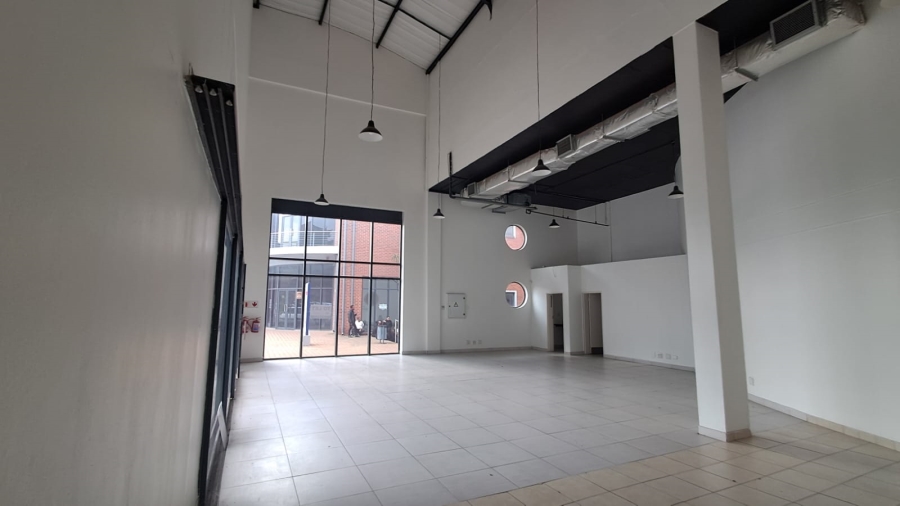 To Let Commercial Property for Rent in Zwartkop Gauteng