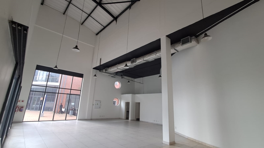 To Let Commercial Property for Rent in Zwartkop Gauteng
