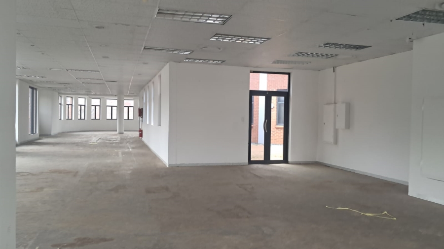 To Let Commercial Property for Rent in Zwartkop Gauteng