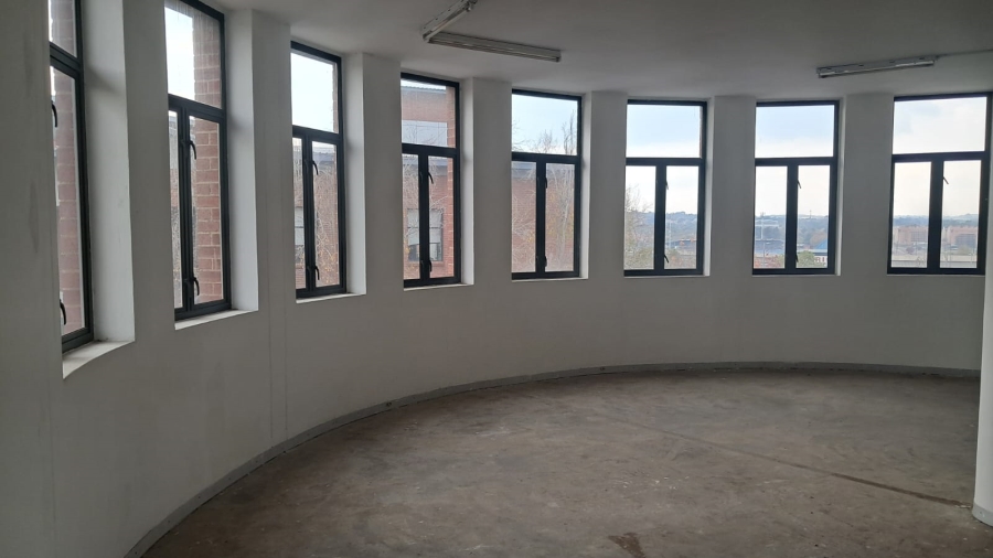 To Let Commercial Property for Rent in Zwartkop Gauteng