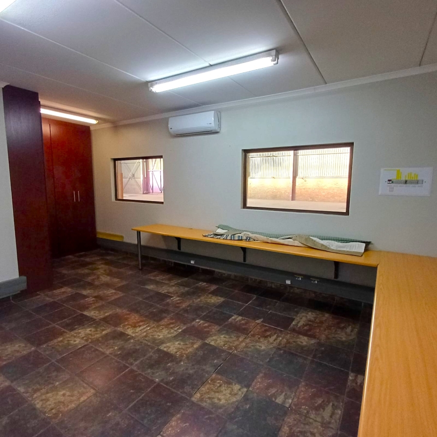 Commercial Property for Sale in Sybrand Van Niekerk Park Gauteng