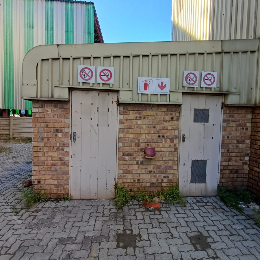 Commercial Property for Sale in Sybrand Van Niekerk Park Gauteng
