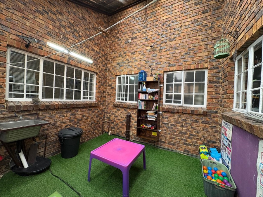 2 Bedroom Property for Sale in Arcon Park Gauteng
