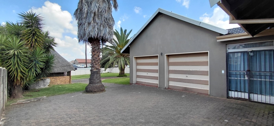 3 Bedroom Property for Sale in Witfield Gauteng
