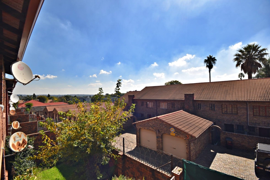 2 Bedroom Property for Sale in Ferndale Gauteng