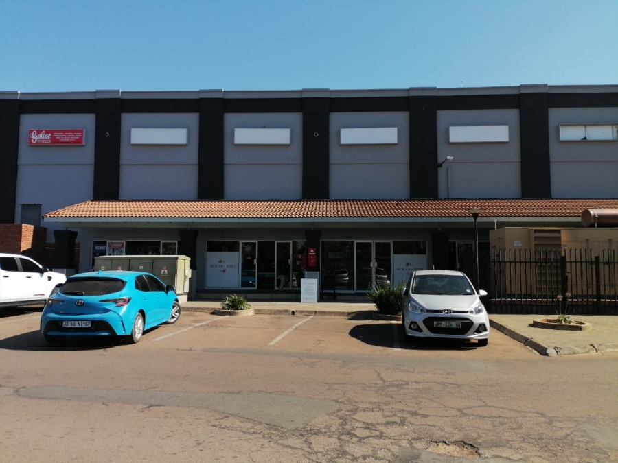 To Let Commercial Property for Rent in Die Wilgers Gauteng